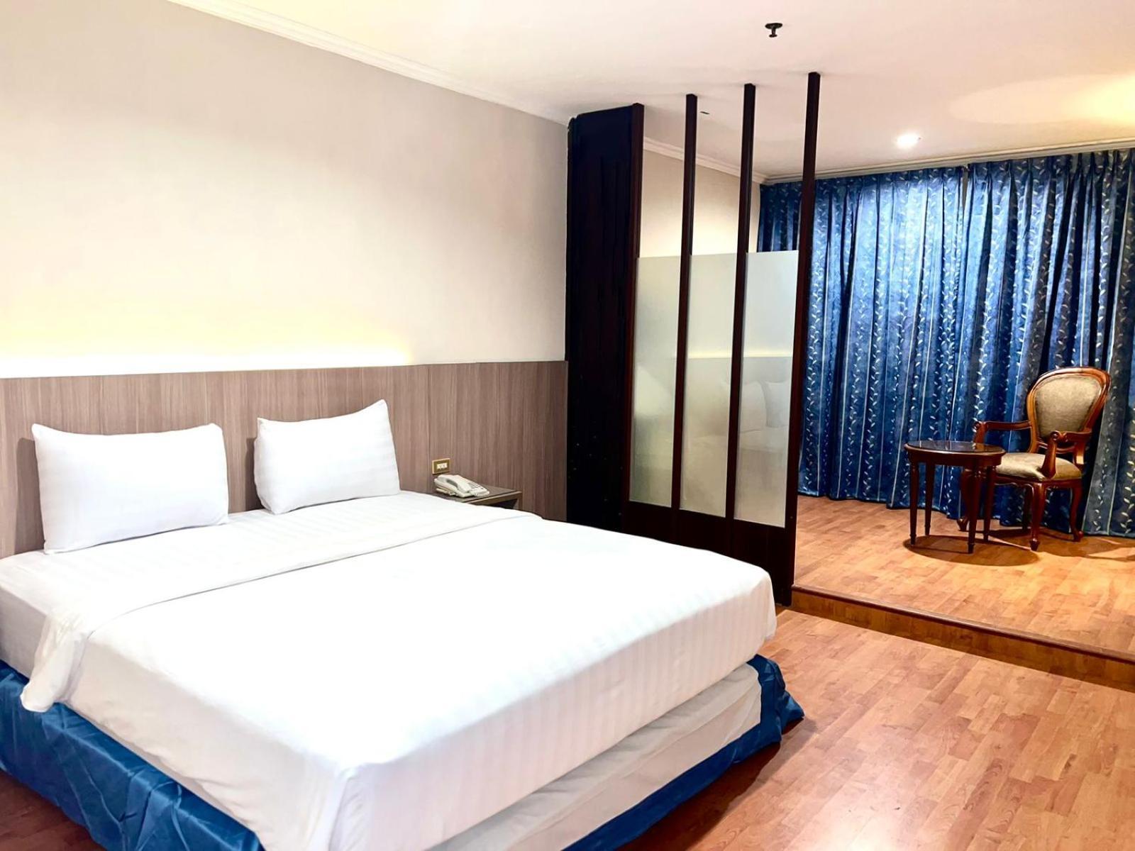 Royal Asia Hotel Palembang Esterno foto