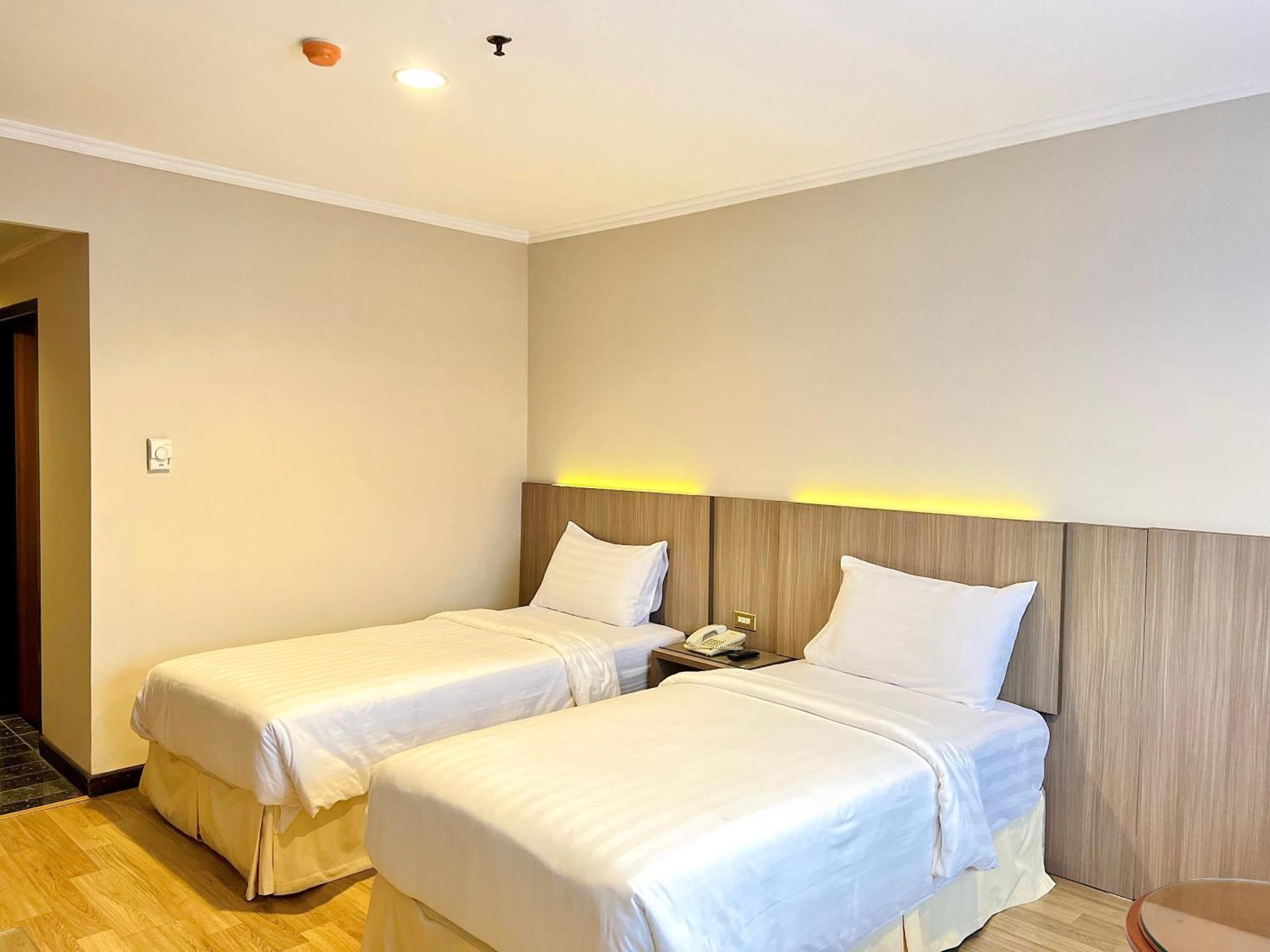 Royal Asia Hotel Palembang Esterno foto