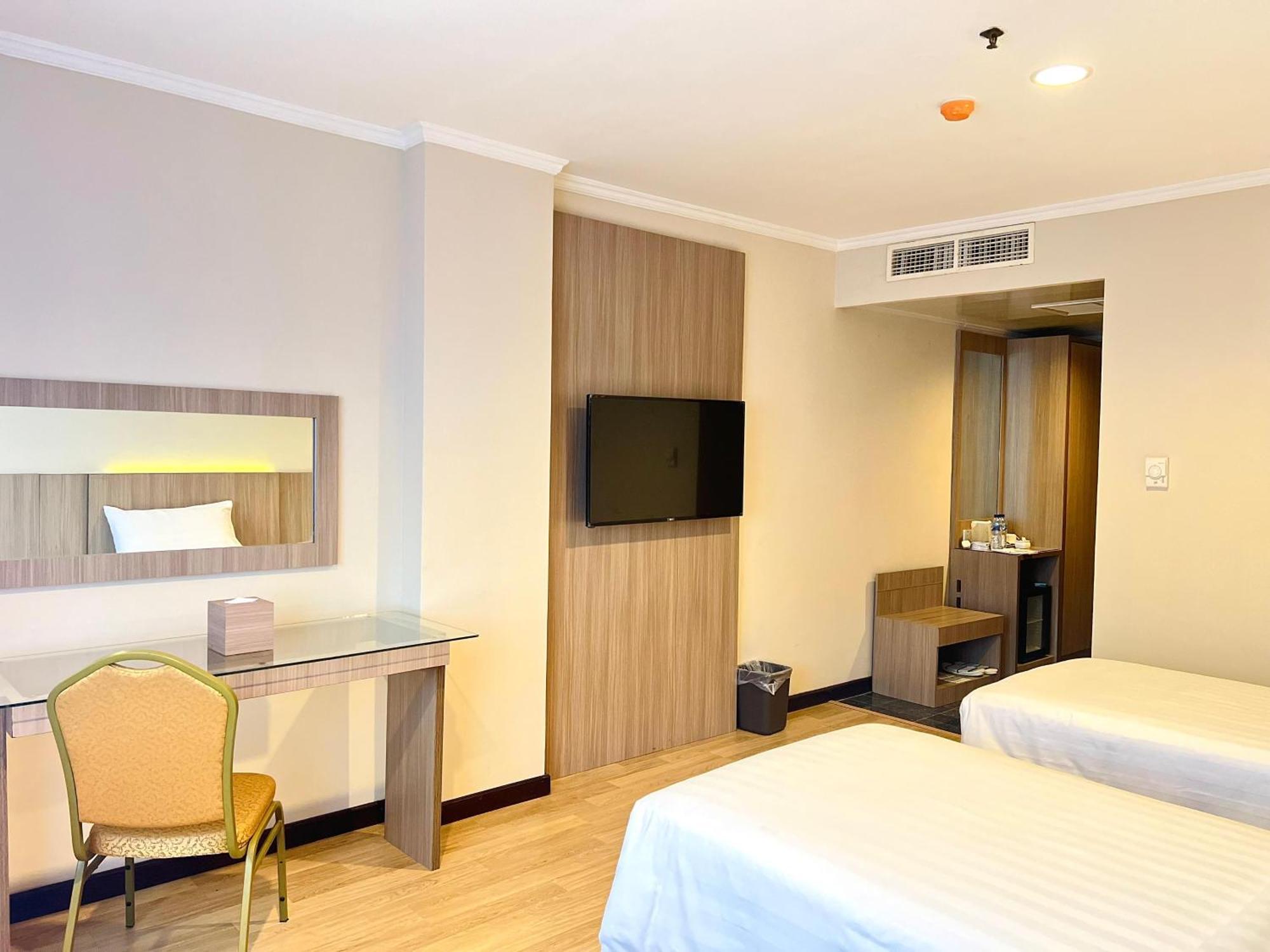 Royal Asia Hotel Palembang Esterno foto