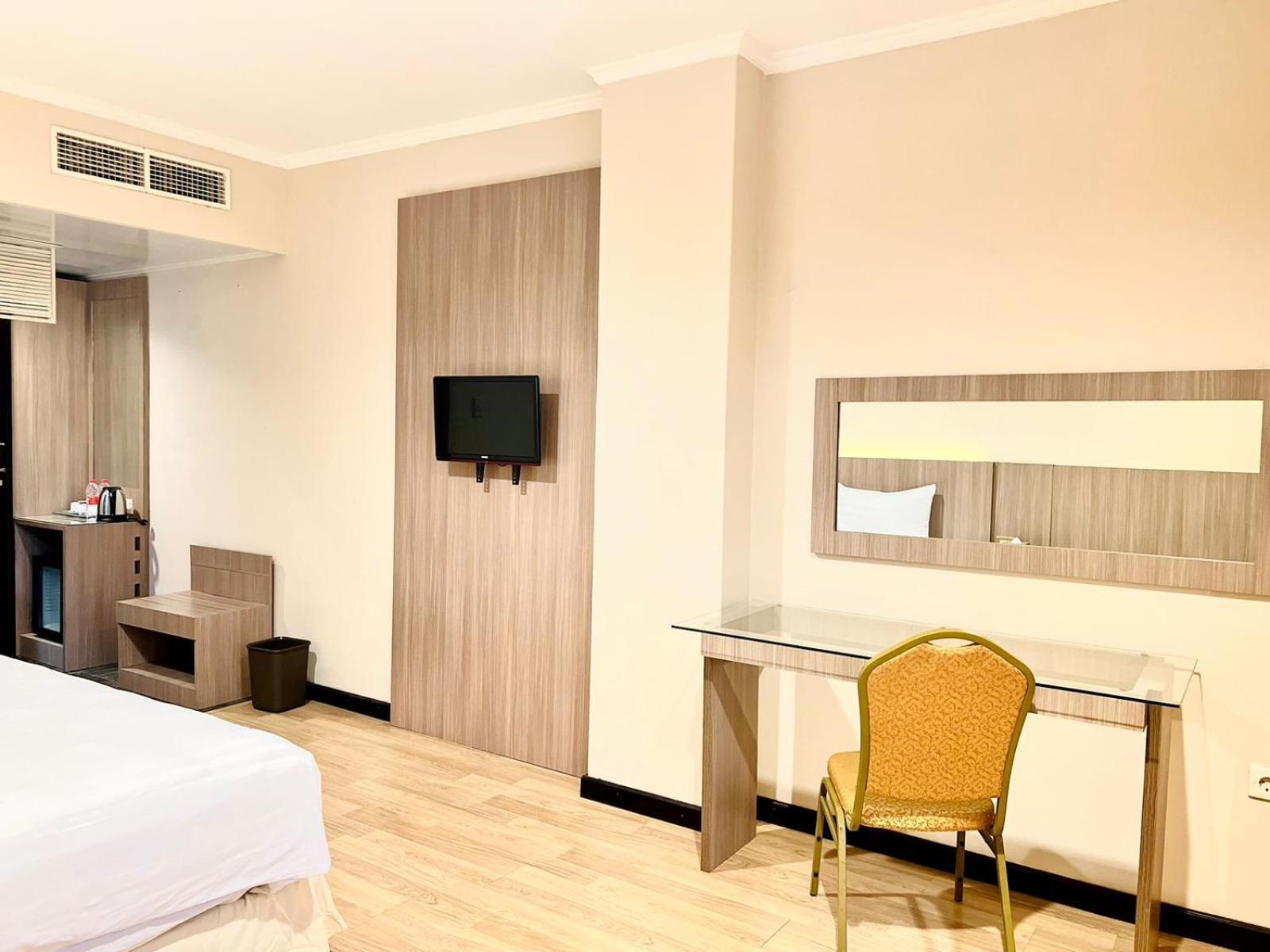 Royal Asia Hotel Palembang Esterno foto