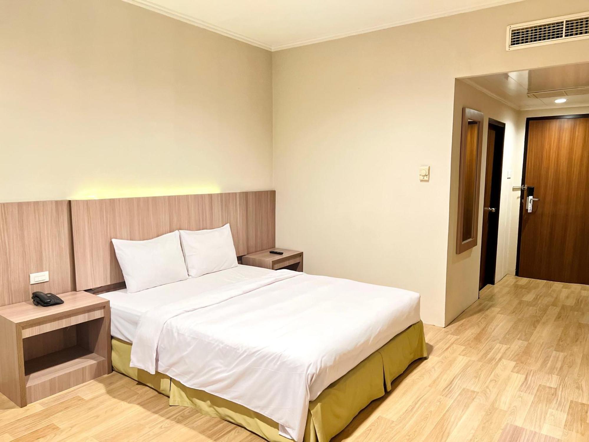 Royal Asia Hotel Palembang Esterno foto