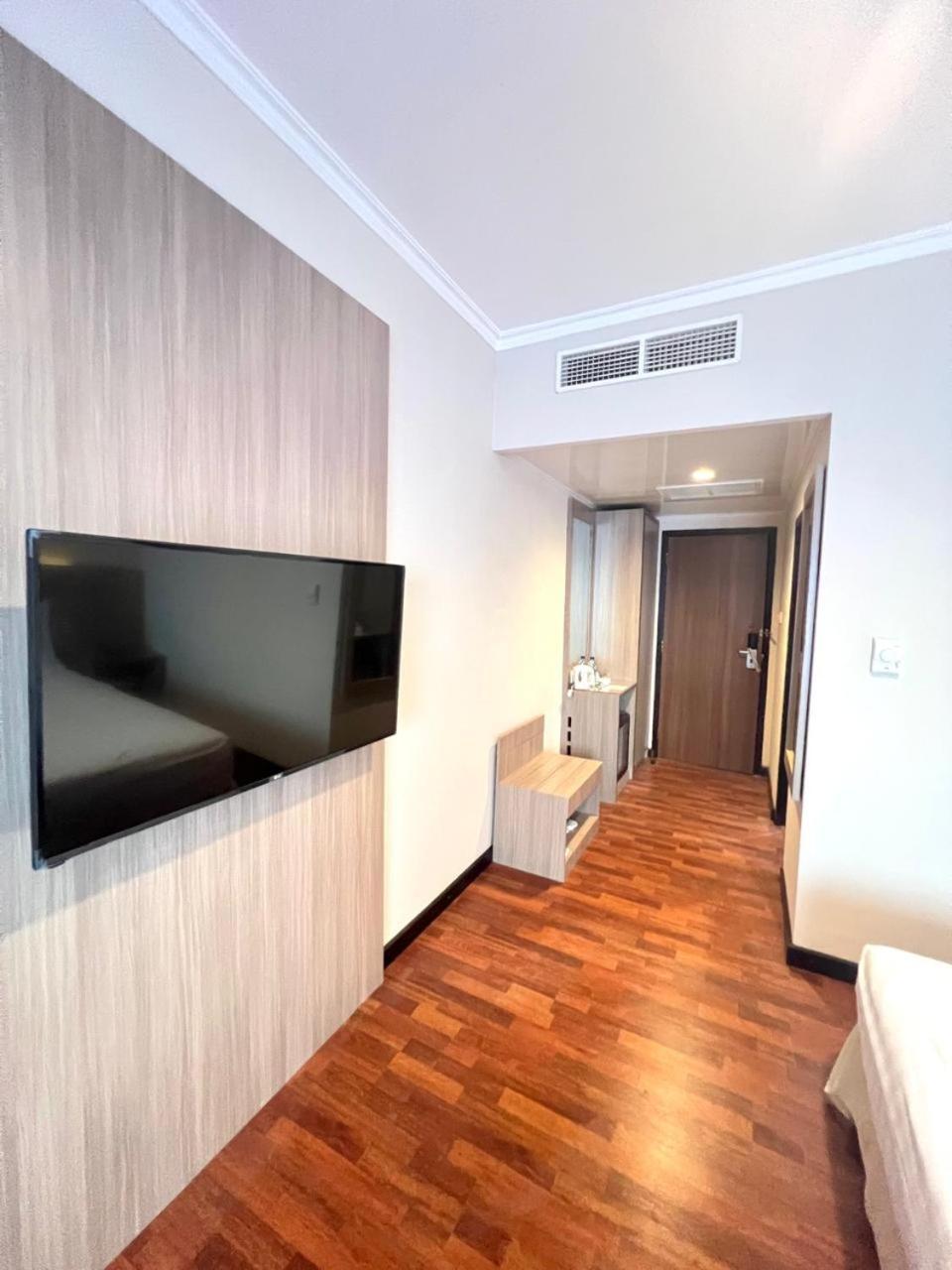 Royal Asia Hotel Palembang Esterno foto